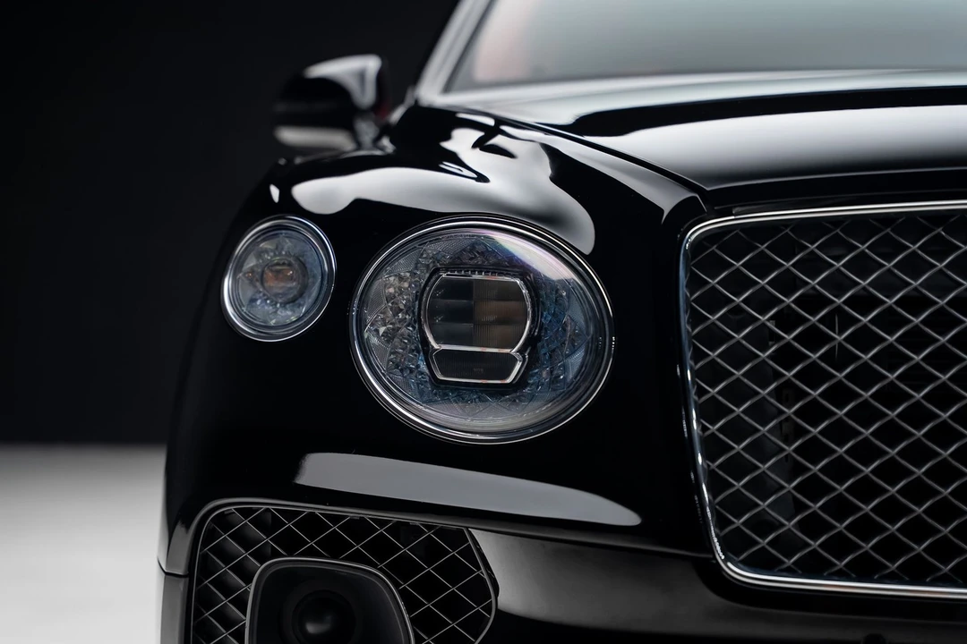 2022 Bentley Bentayga Speed - Image 9 of 31