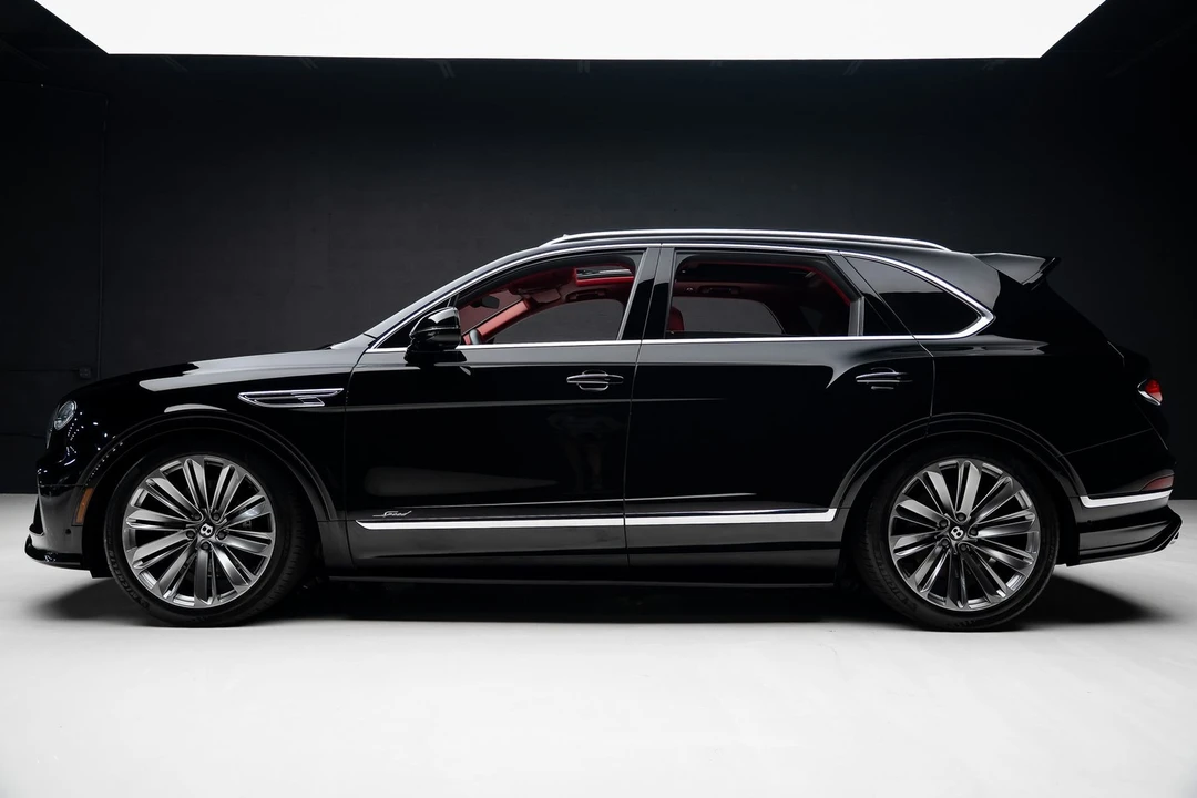 2022 Bentley Bentayga Speed - Image 17 of 31