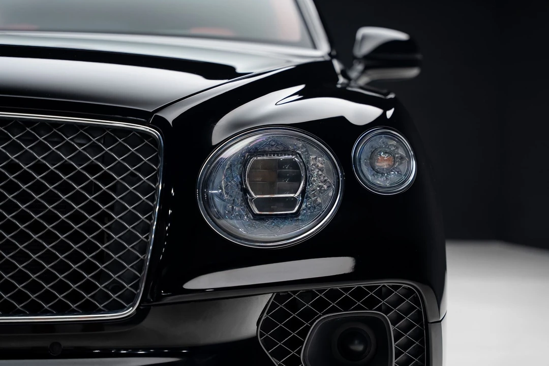 2022 Bentley Bentayga Speed - Image 10 of 31