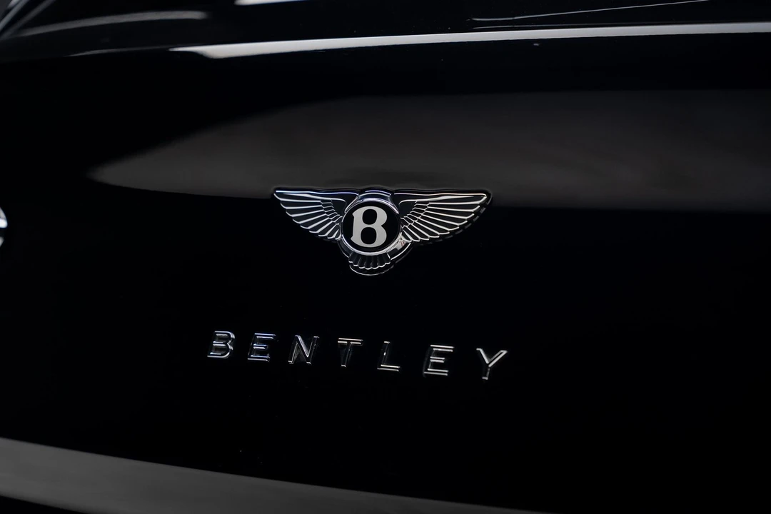 2022 Bentley Bentayga Speed - Image 30 of 31