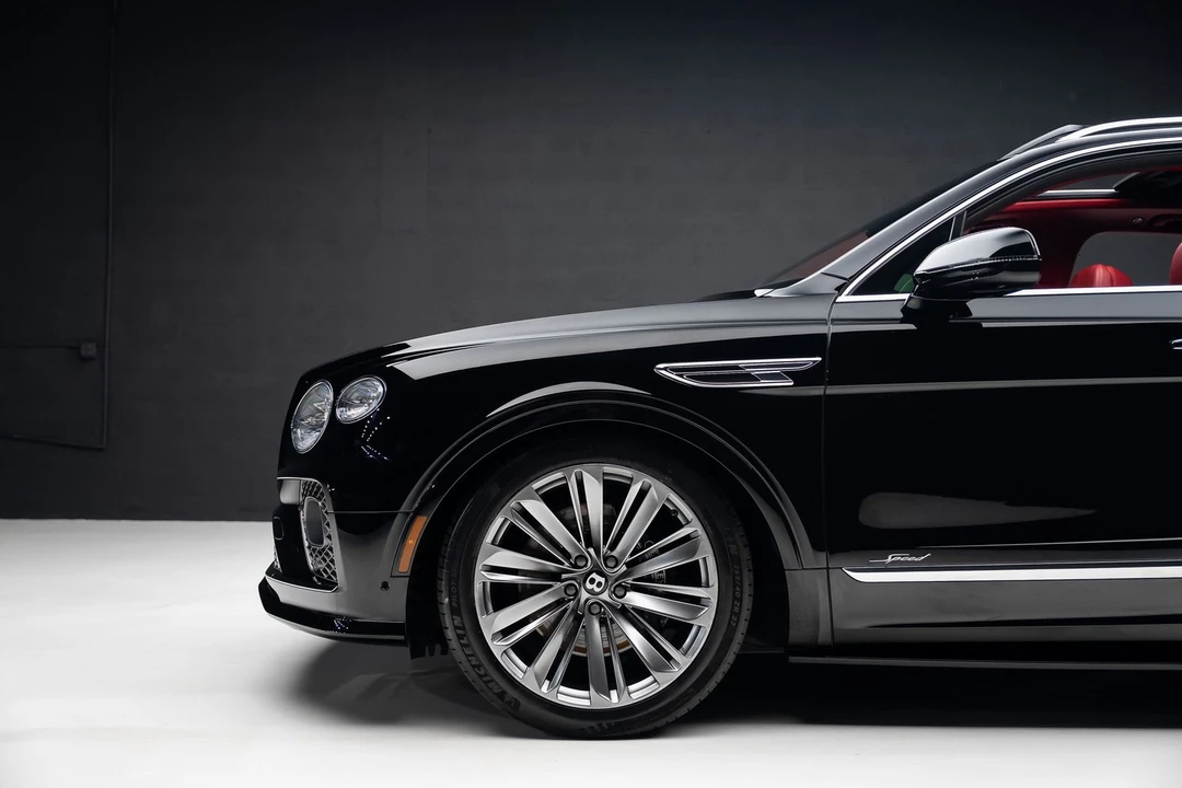 2022 Bentley Bentayga Speed - Image 18 of 31
