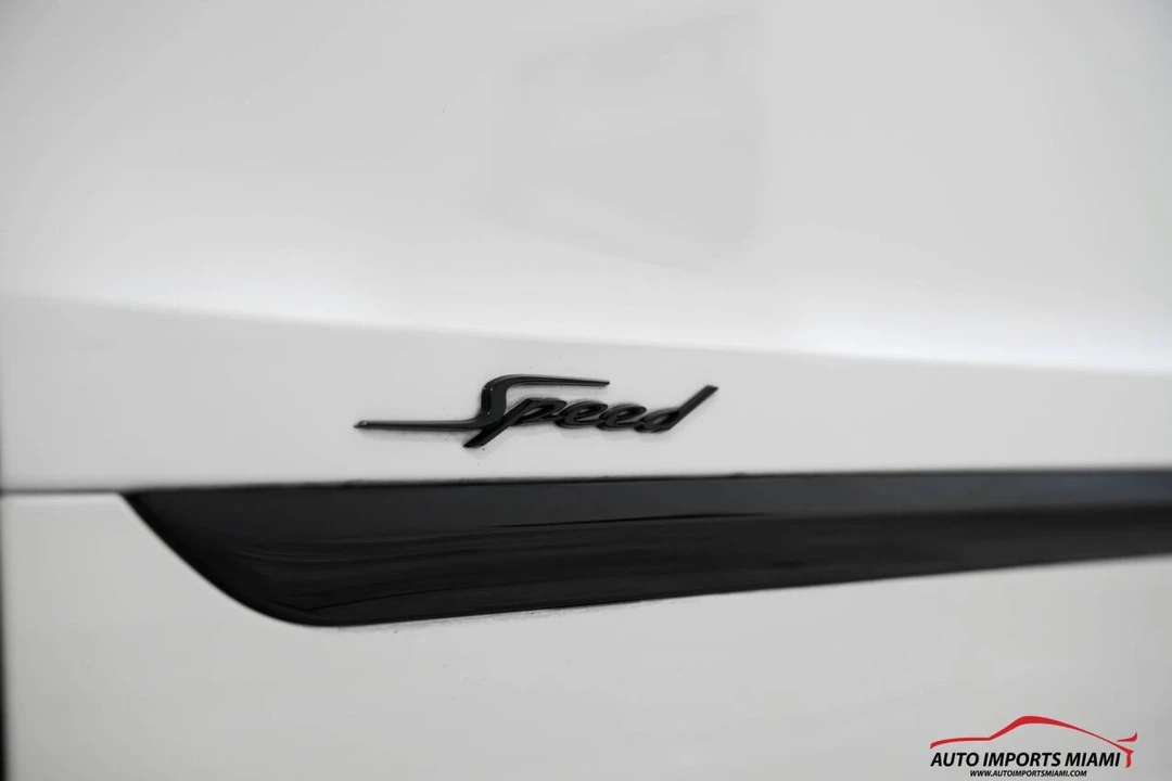 2022 Bentley Bentayga Speed - Image 8 of 12