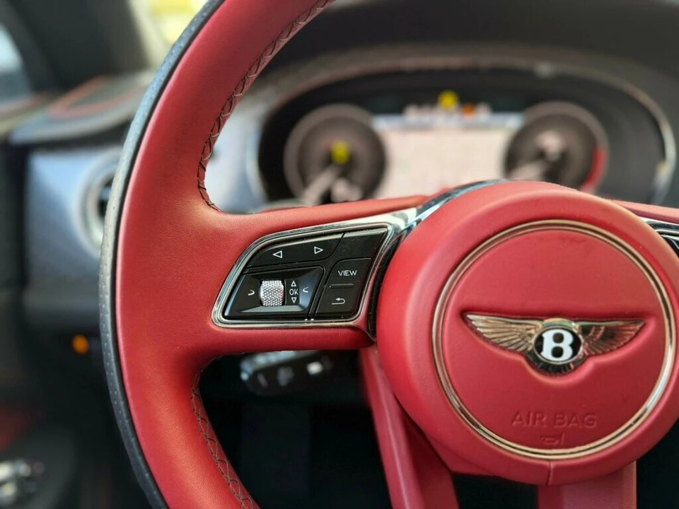 2022 Bentley Bentayga Speed - Image 10 of 21