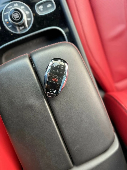 2022 Bentley - Image 25 of 31
