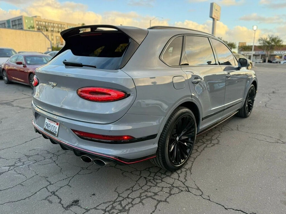 2022 Bentley Bentayga Speed - Image 3 of 21