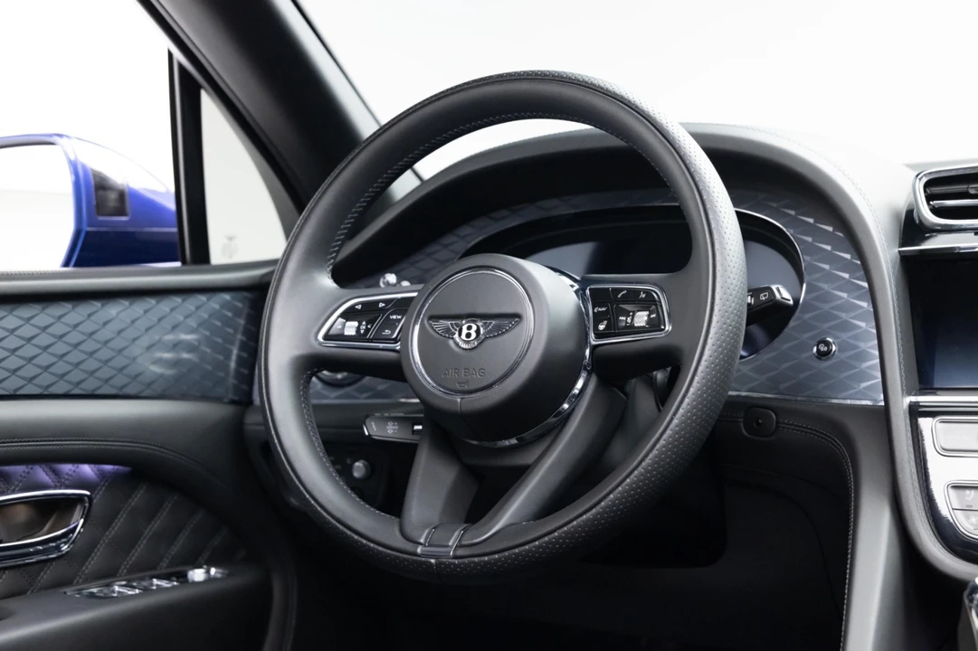 2022 Bentley Bentayga Speed - Image 10 of 21
