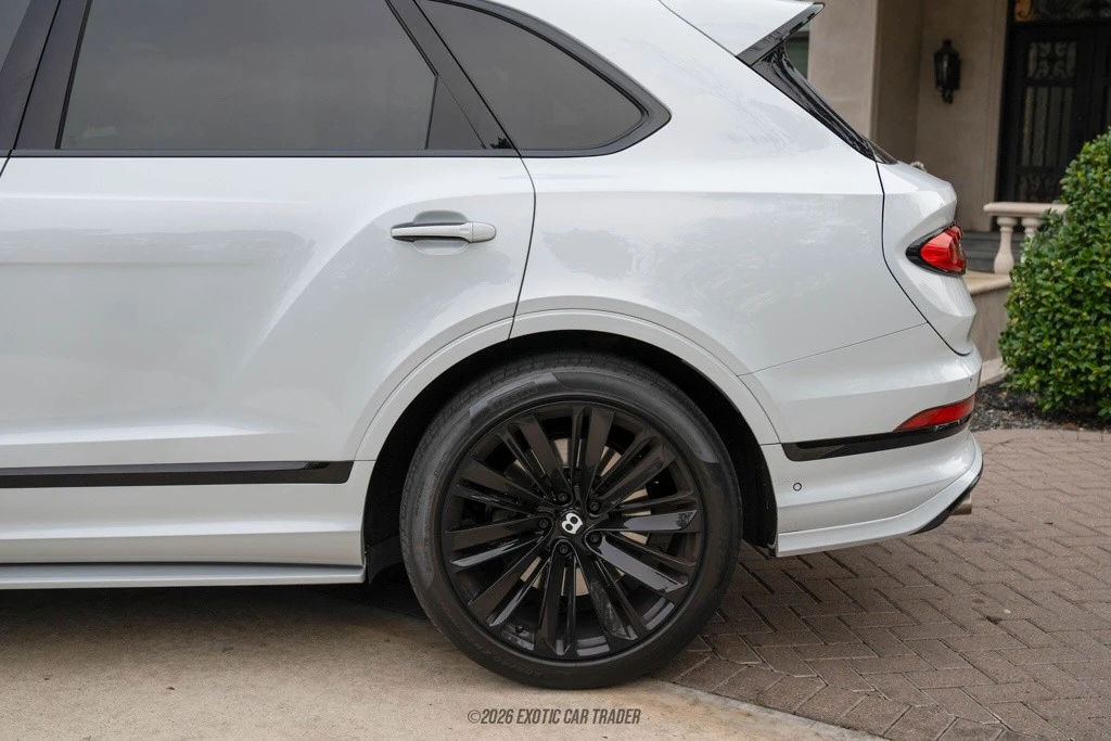 2022 Bentley Bentayga Speed - Image 5 of 12