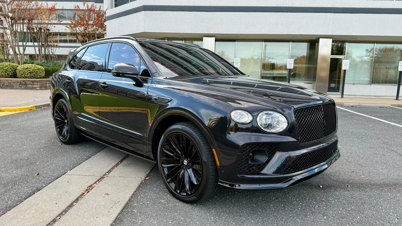2022 Bentley Bentayga Speed - Image 11 of 31