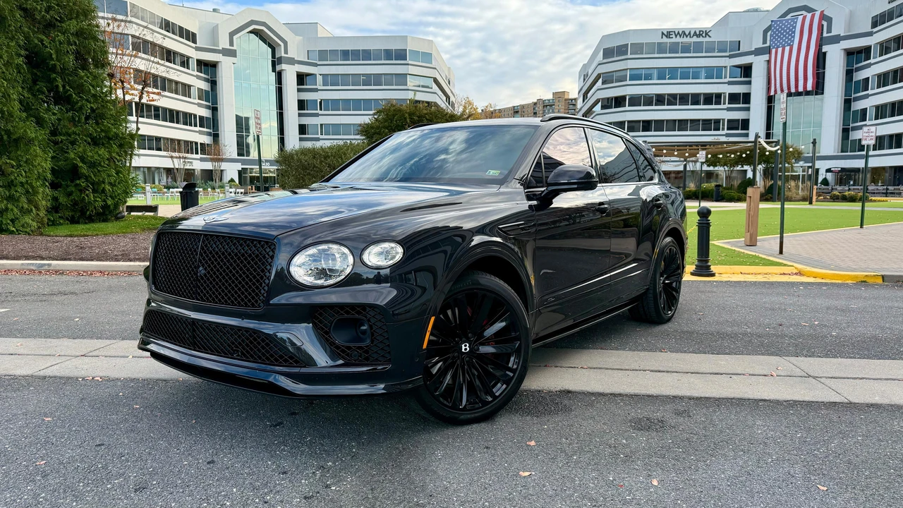 2022 Bentley Bentayga Speed - Image 7 of 31