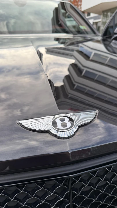 2022 Bentley Bentayga Speed - Image 17 of 31