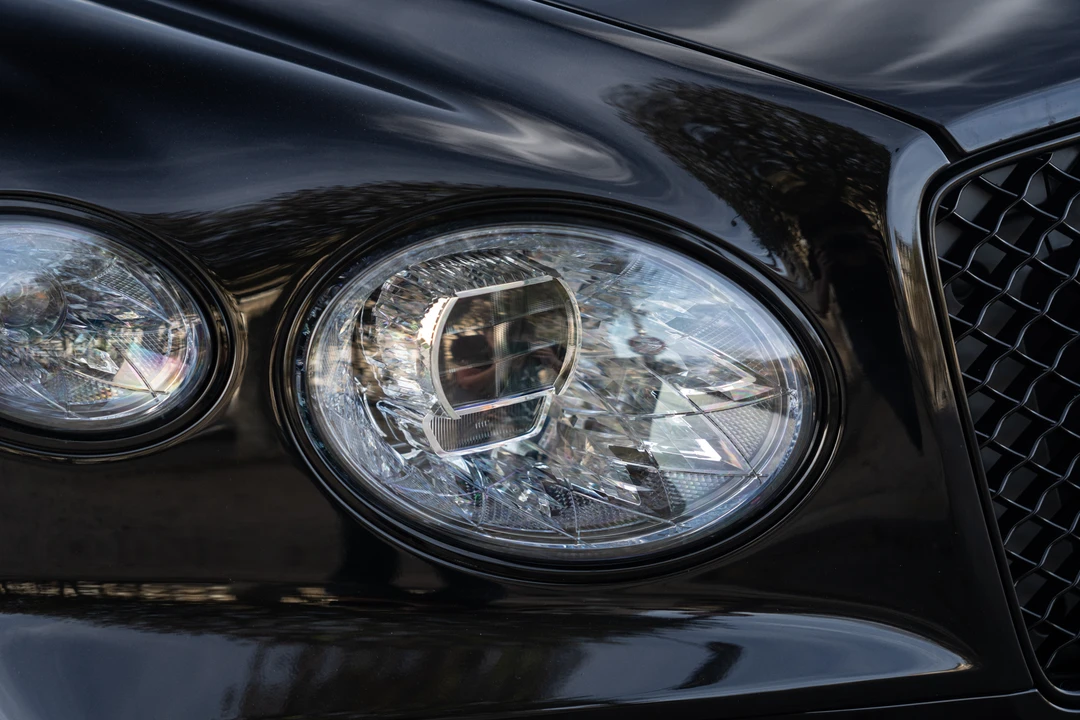 2022 Bentley Bentayga - Image 14 of 31