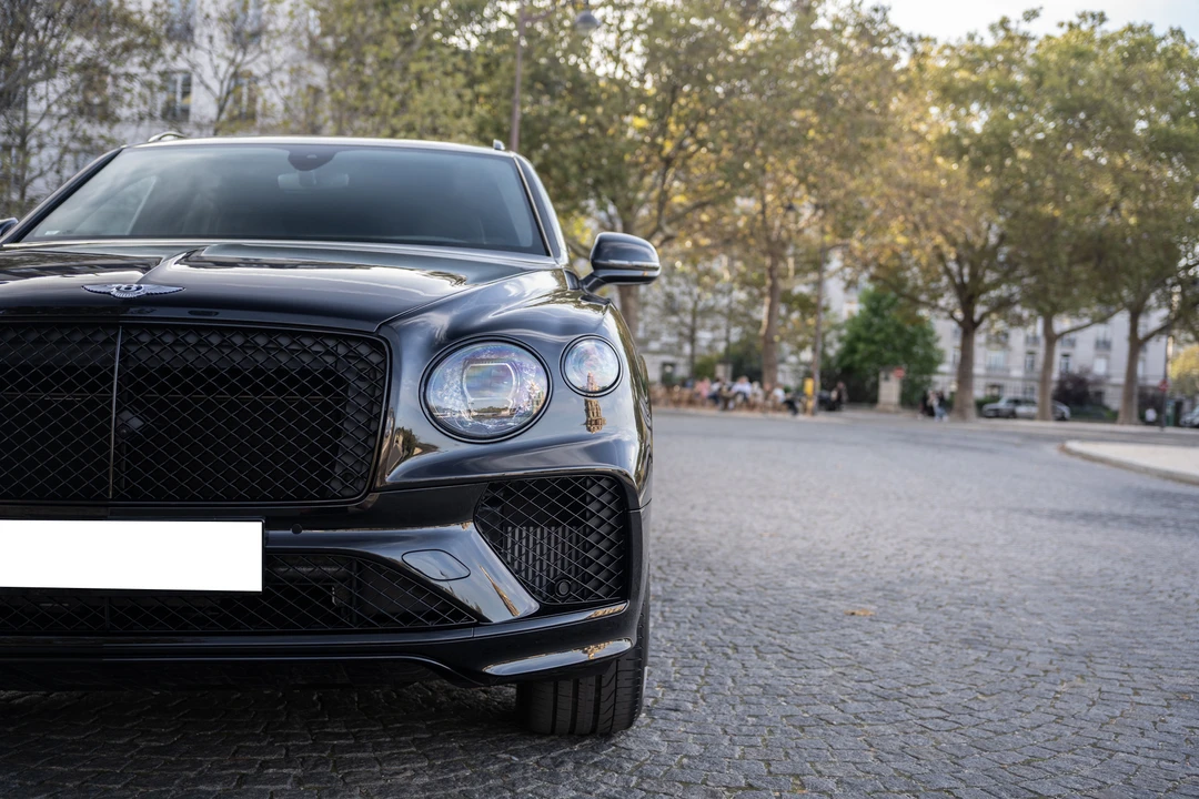 2022 Bentley Bentayga - Image 13 of 31