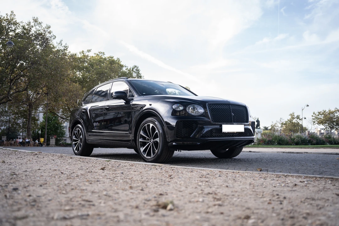 2022 Bentley Bentayga - Image 10 of 31