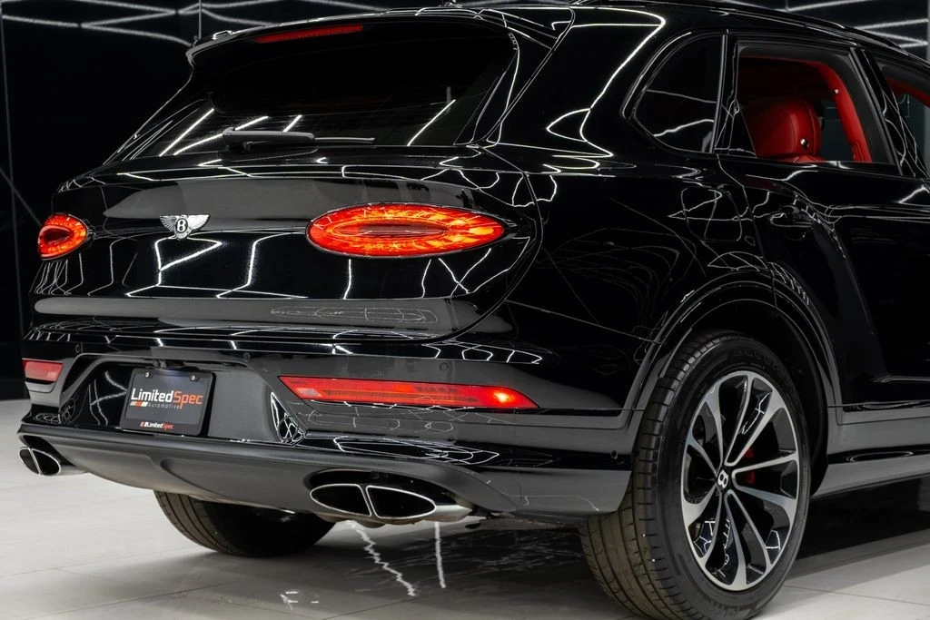 2022 Bentley Bentayga - Image 11 of 21