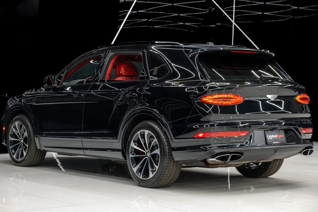 2022 Bentley Bentayga - Image 13 of 21