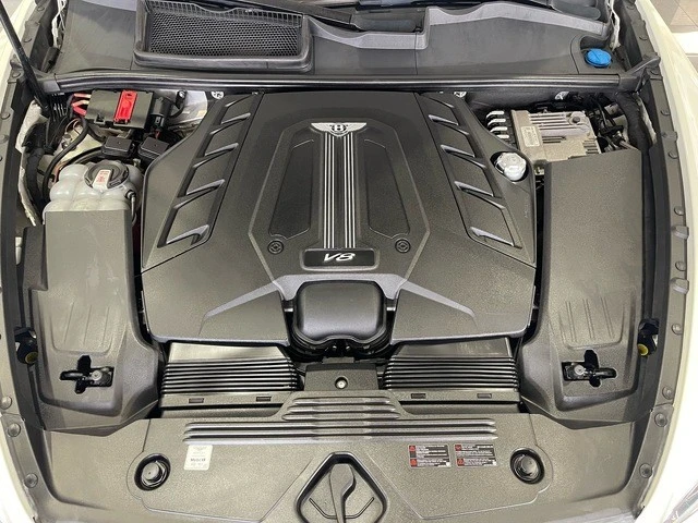 2022 Bentley Bentayga - Image 21 of 31