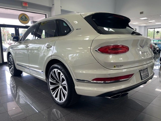 2022 Bentley Bentayga - Image 3 of 31