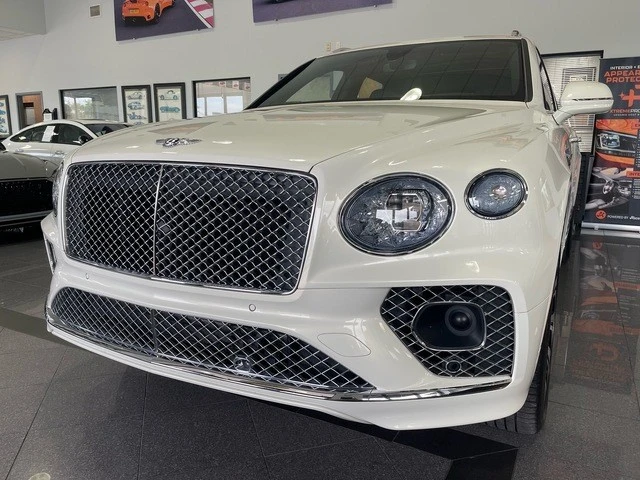2022 Bentley Bentayga - Image 11 of 31