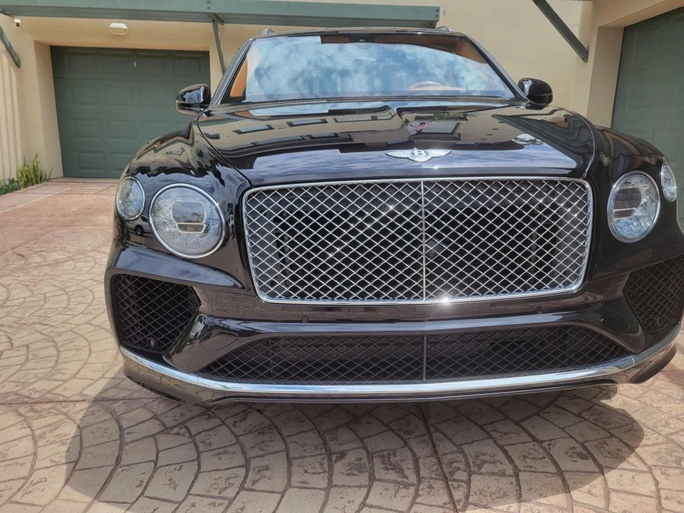 2022 Bentley Bentayga - Image 7 of 12