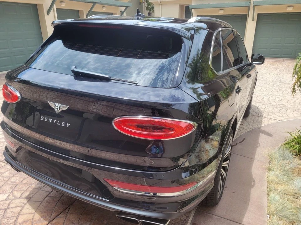 2022 Bentley Bentayga - Image 6 of 12