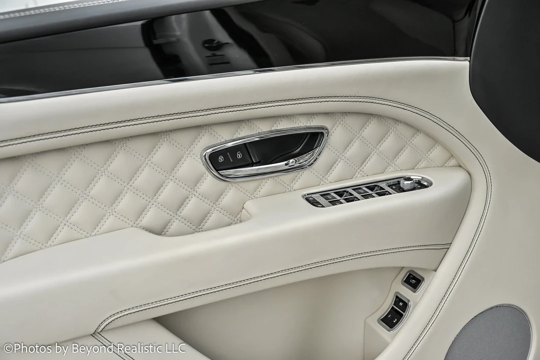 2022 Bentley Bentayga Mulliner - Image 21 of 21