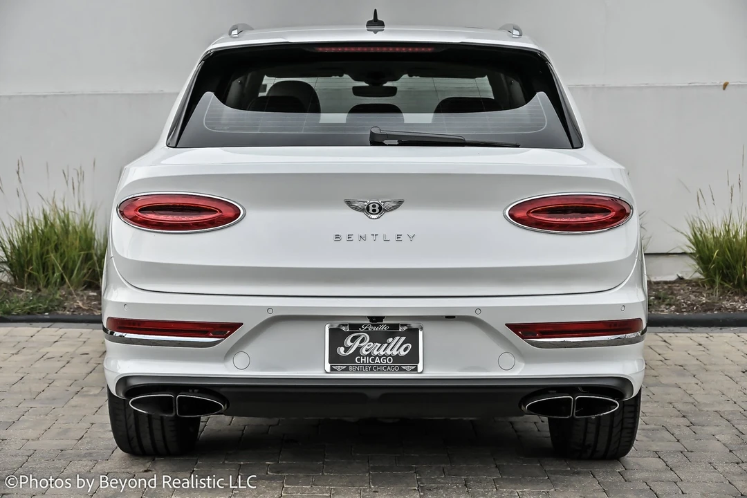 2022 Bentley Bentayga Mulliner - Image 7 of 21