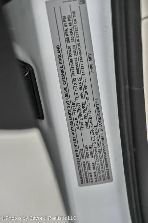 2022 Bentley Bentayga Mulliner - Image 18 of 21