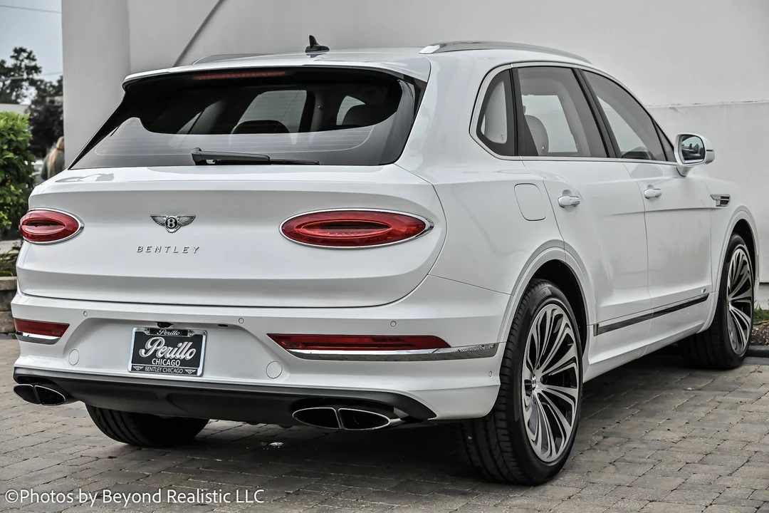 2022 Bentley Bentayga Mulliner - Image 8 of 21