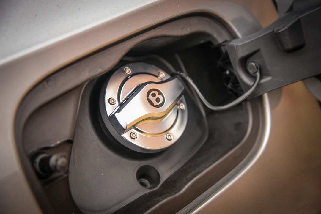 2022 Bentley Bentayga - Image 28 of 31