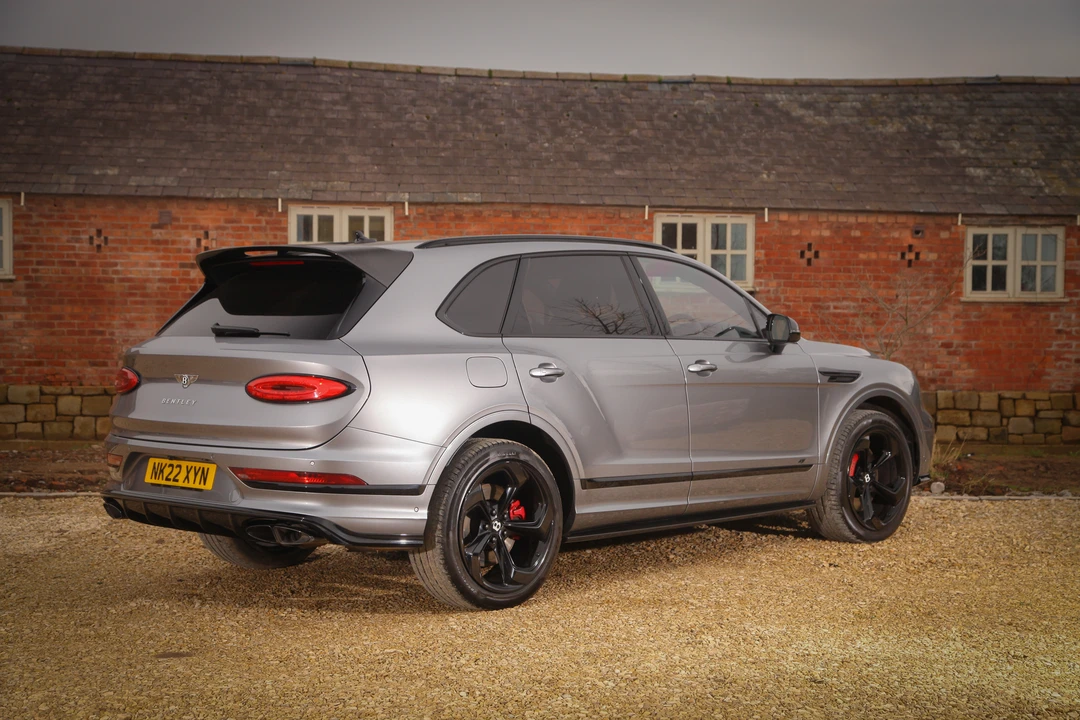 2022 Bentley Bentayga - Image 12 of 31