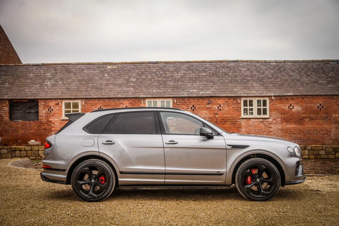 2022 Bentley Bentayga - Image 4 of 31