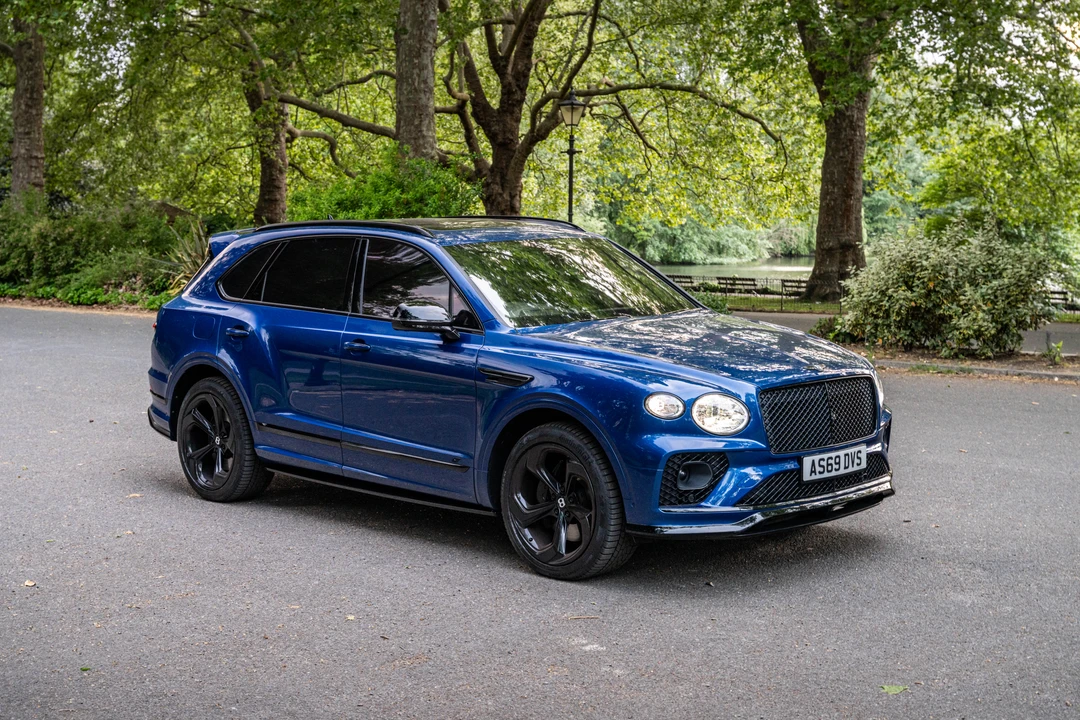 2022 Bentley Bentayga - Image 11 of 31