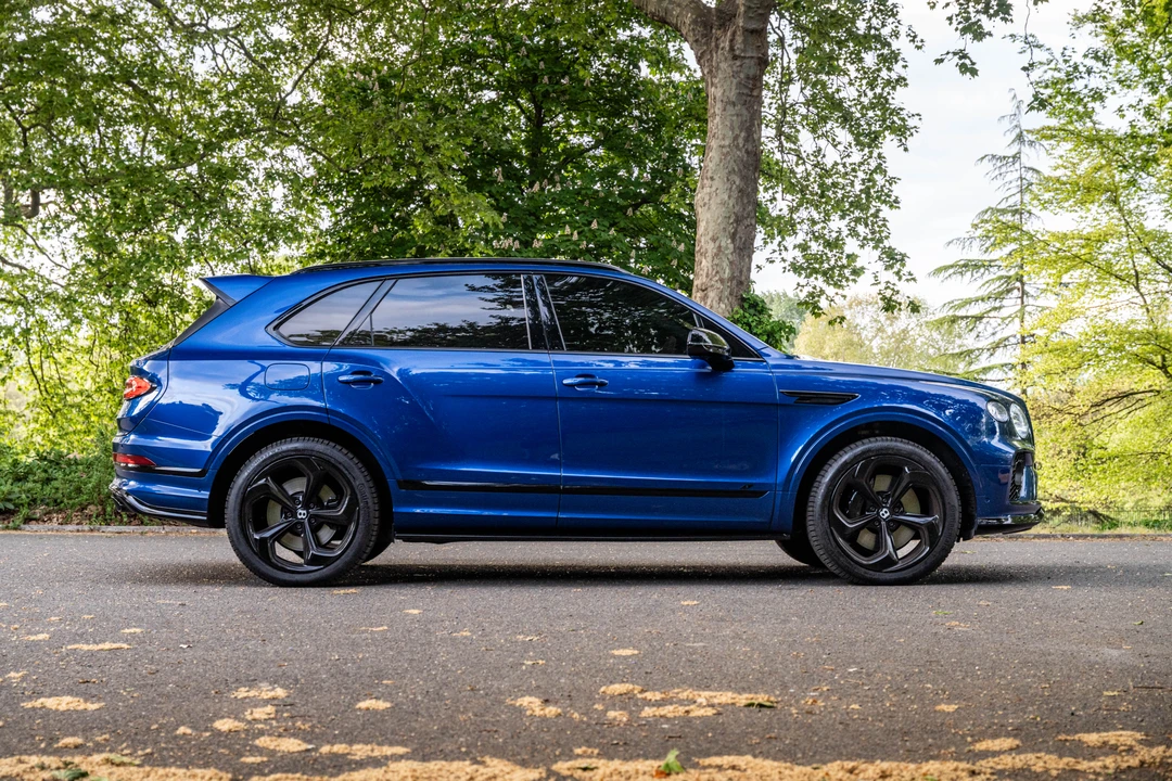 2022 Bentley Bentayga - Image 21 of 31