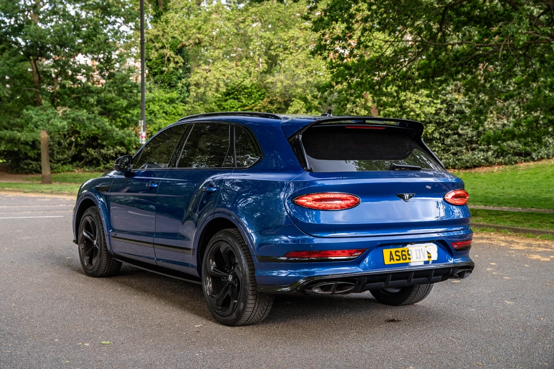 2022 Bentley Bentayga - Image 5 of 31
