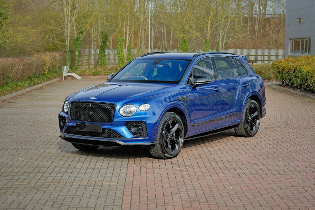 2022 Bentley Bentayga - Image 19 of 21