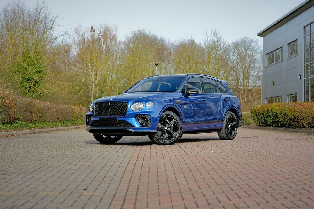 2022 Bentley Bentayga - Image 3 of 21