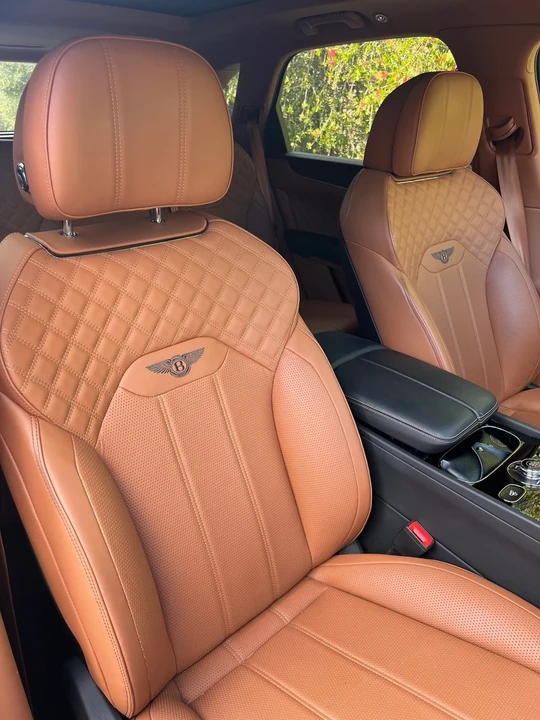 2022 Bentley Bentayga - Image 7 of 11