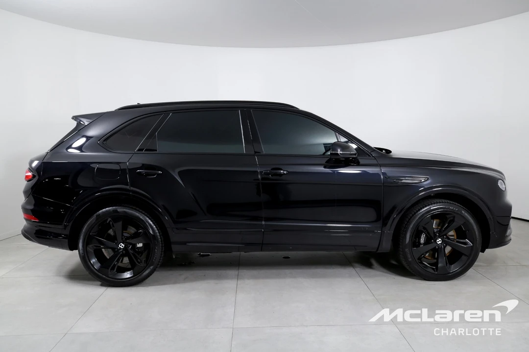 2022 Bentley Bentayga - Image 9 of 12