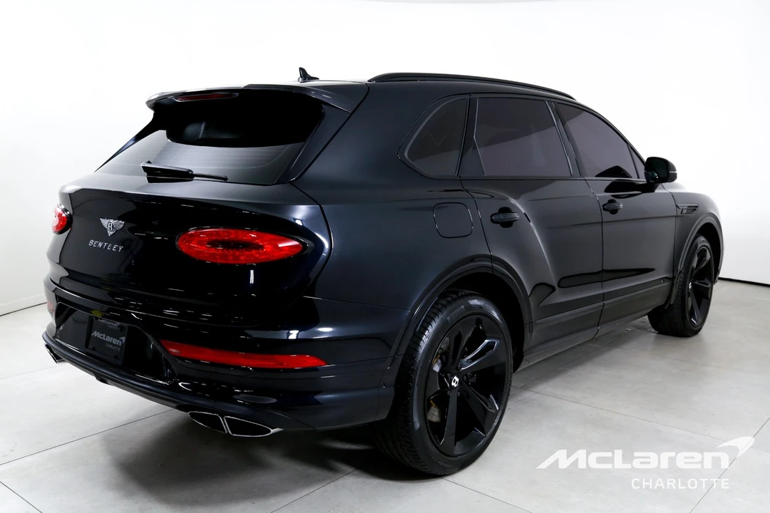 2022 Bentley Bentayga - Image 8 of 21