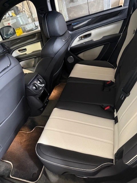2022 Bentley Bentayga - Image 11 of 11