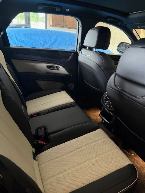 2022 Bentley Bentayga - Image 10 of 11