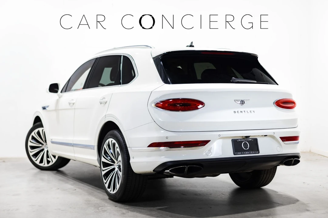 2022 Bentley Bentayga - Image 7 of 21