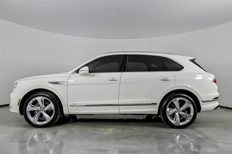 2022 Bentley Bentayga - Image 8 of 21