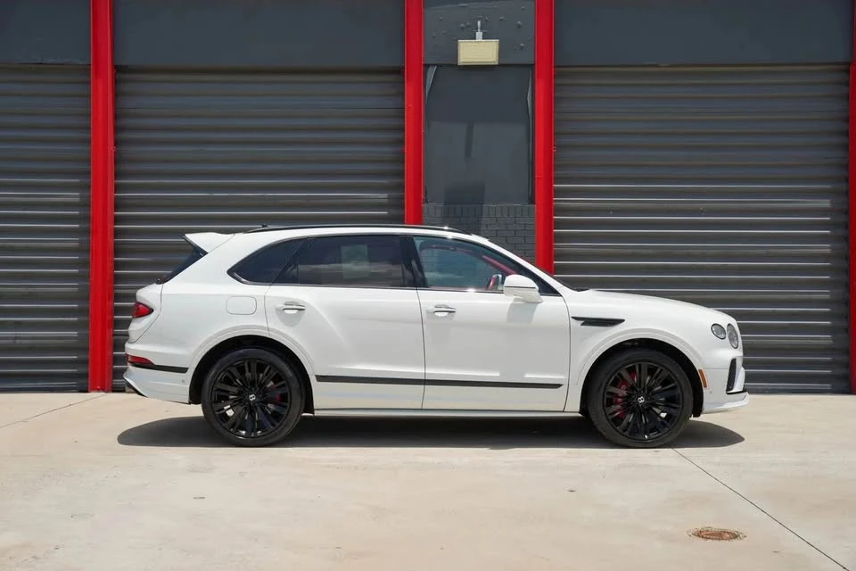 2022 Bentley Bentayga - Image 3 of 10
