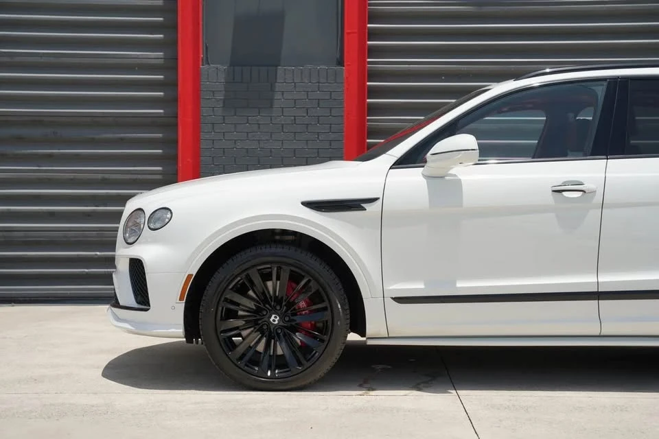 2022 Bentley Bentayga - Image 8 of 10