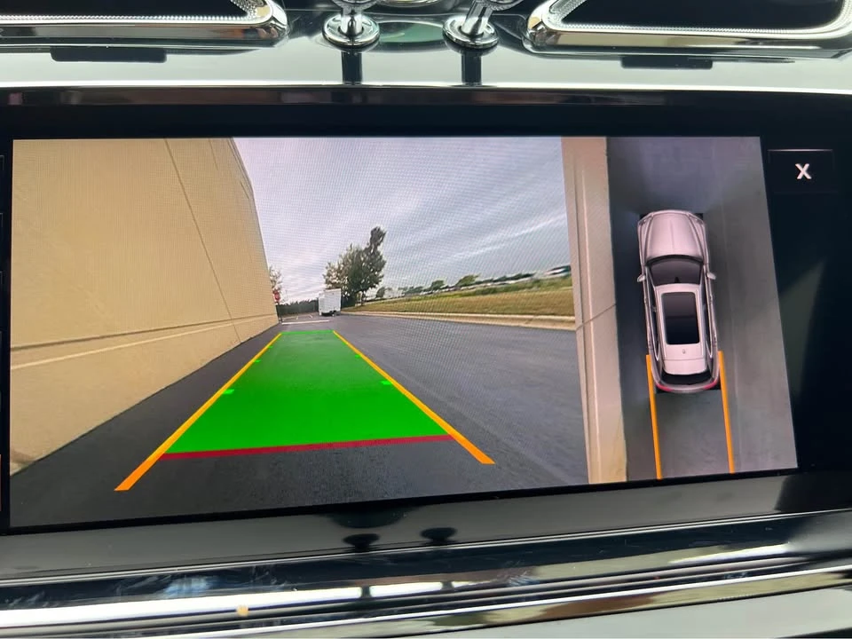 2022 Bentley Bentayga - Image 14 of 20