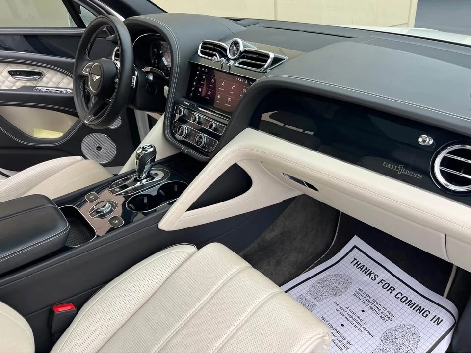 2022 Bentley Bentayga - Image 8 of 20
