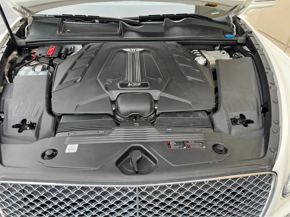 2022 Bentley Bentayga - Image 20 of 20