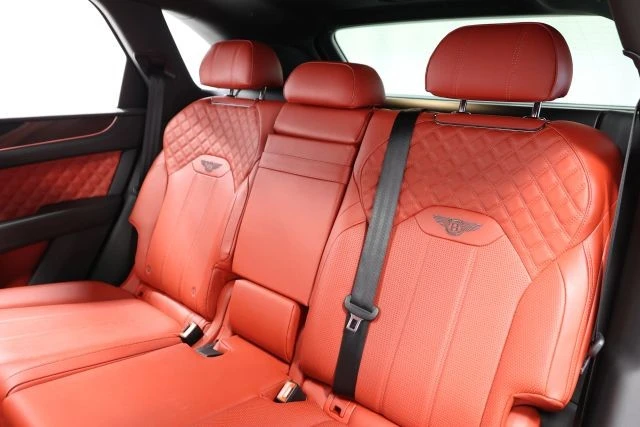 2022 Bentley Bentayga - Image 3 of 31