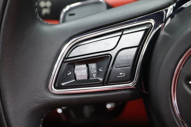 2022 Bentley Bentayga - Image 28 of 31